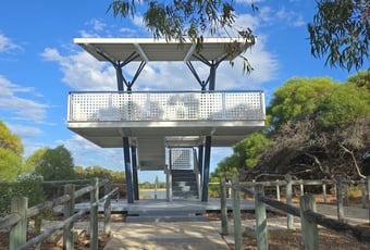 Lookout Bird watch Tower Lake Richmond T Lindsey Off The Beaten Track