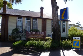 Mundaring Heritage Walk Old School House Visitor Centre