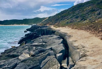 Trail along rocks_CapeToCape_SG