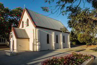 Dongara_church
