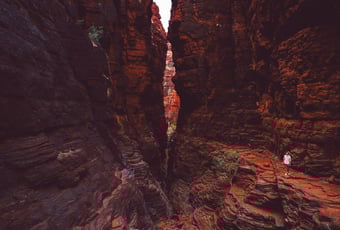 Hiker1_Knox Gorge_Karijini NP_TourismWA